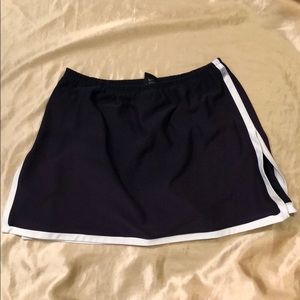 Squort skirt w/shorts underneath
